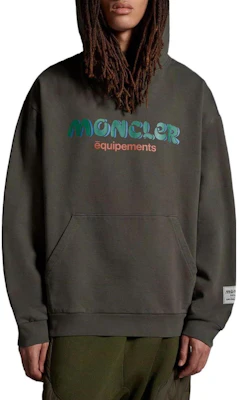Moncler x Salehe Bembury Hoodie Cetakan Retro Huruf Unisex Hijau I209D8G00002M3237833 Purchase Moncler x Salehe Bembury Hoodie Cetakan Retro Huruf Unisex Hijau I209D8G00002M3237833