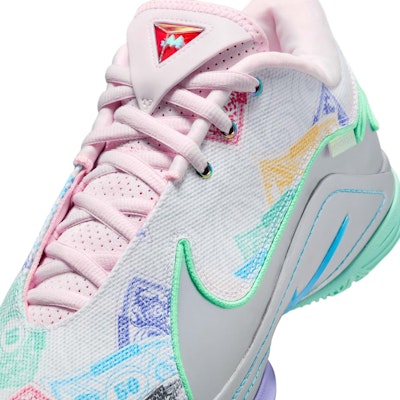 Monopoly x Nike LeBron 22 'Multi-Color' FZ1099-100 Sizing Monopoly x Nike LeBron 22 'Multi-Color' FZ1099-100