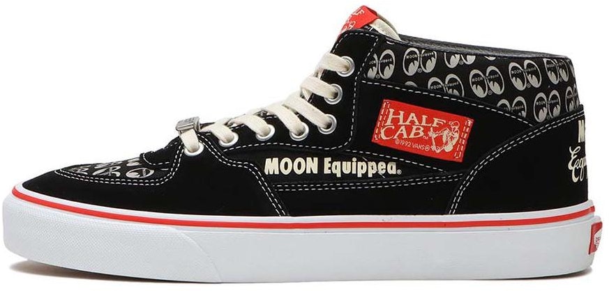 mooneyes-x-vans-half-cab-black