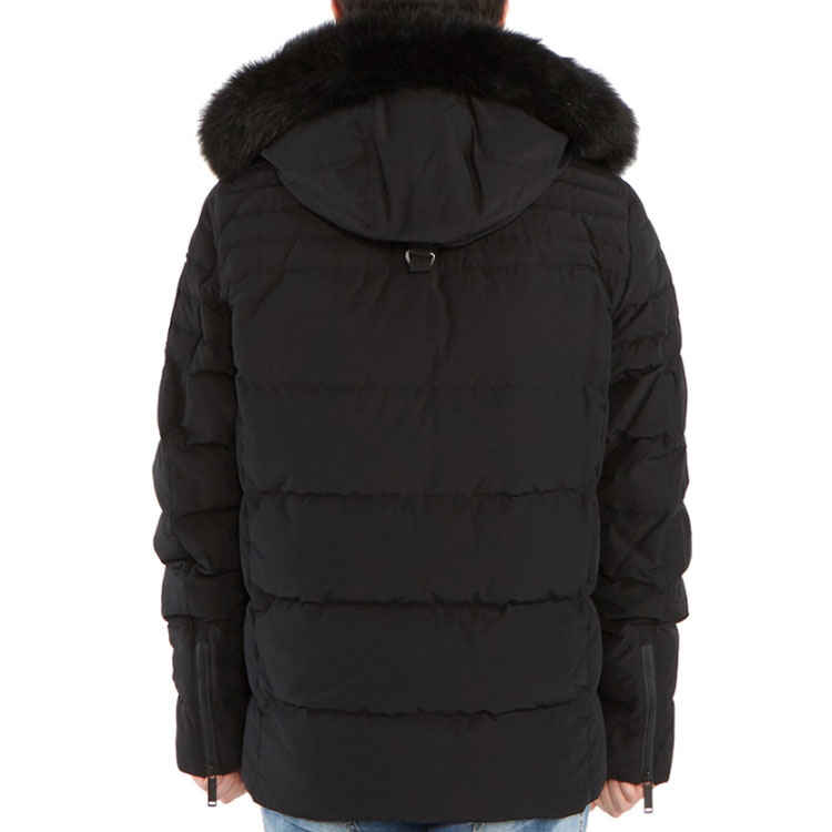 Sizing Moose Knuckles Jaket Panjang Lengan Basic Down dengan Desain Logo Subtil. M30MJ176-291