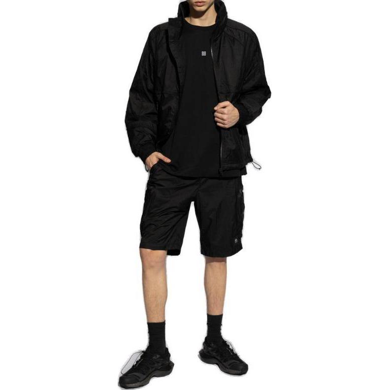 Lookbook Moose Knuckles Celana Pendek Cargo Hitam Fit Santai Warna Polos. M14MR795-292