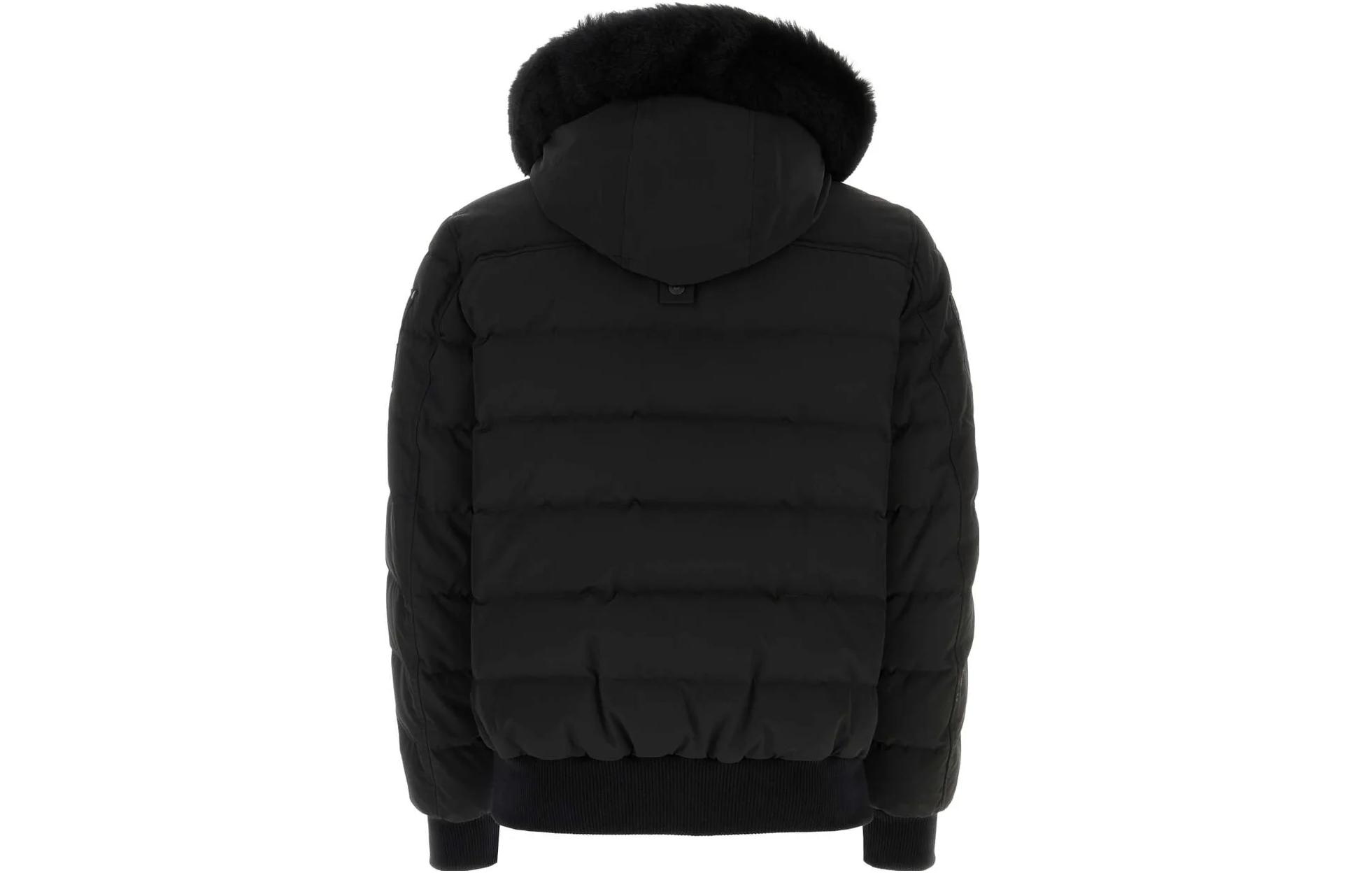 Lookbook Moose Knuckles Jaket Hoodie Hitam Solid dengan Ritsleting. M33MB014S-305