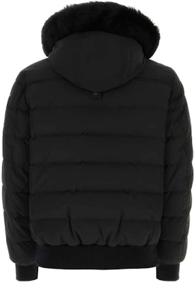 Moose Knuckles Jaket Hoodie Hitam Solid dengan Ritsleting. M33MB014S-305 Lookbook Moose Knuckles Jaket Hoodie Hitam Solid dengan Ritsleting. M33MB014S-305