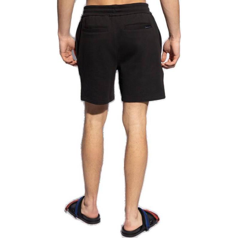 Shop Moose Knuckles 黑色纯色弹力直筒休闲短裤 M14MR7930-292