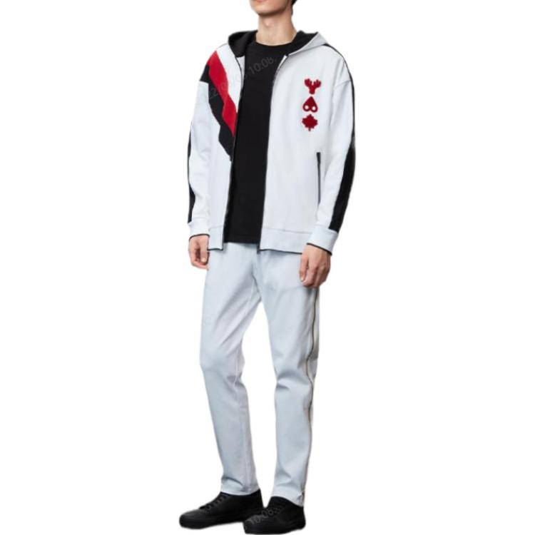 Shop Moose Knuckles 冰球条纹刺绣连帽时尚夹克外套. M31MS660BO-160