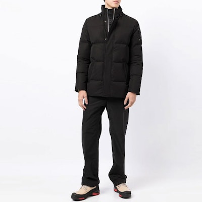 무스너클 솔리드 컬러 블랙 후드 파카 다운 자켓 M31MJ178N-292 Shop 무스너클 솔리드 컬러 블랙 후드 파카 다운 자켓 M31MJ178N-292