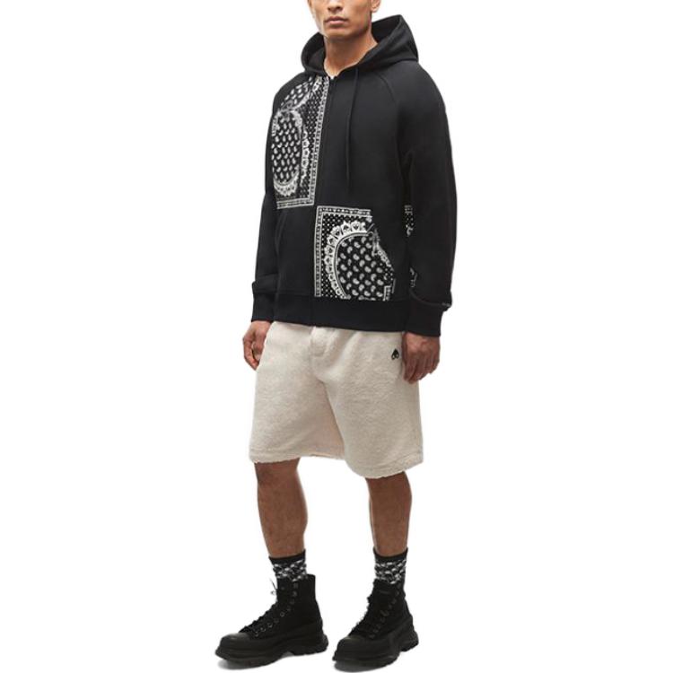 Shop Moose Knuckles抽象图案印花运动衫 黑色 M13MS629