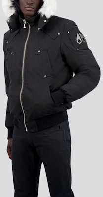 Moose Knuckles 黑色连帽羽绒服男女款毛领飞行夹克外套. MK2000MB-290 Shop Moose Knuckles 黑色连帽羽绒服男女款毛领飞行夹克外套. MK2000MB-290