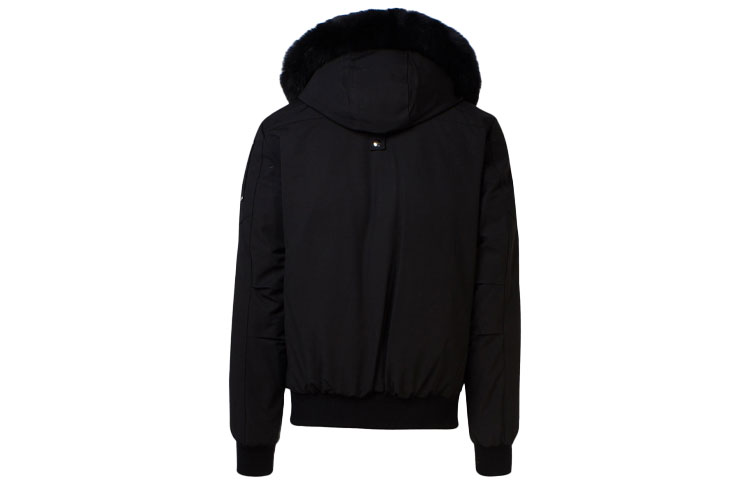 Lookbook Moose Knuckles男女款黑色带毛领Ballistic经典飞行员羽绒夹克. MK2000MB-291