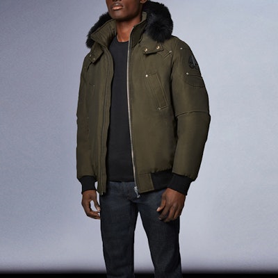 Moose Knuckles绿色男女人工羽绒服黑色毛领夹克外套 MK2000MB-775 Lookbook Moose Knuckles绿色男女人工羽绒服黑色毛领夹克外套 MK2000MB-775