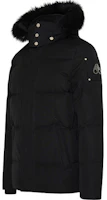 Shop Moose Knuckles FW21 黑色連帽羽絨外套 M31MJ178-291