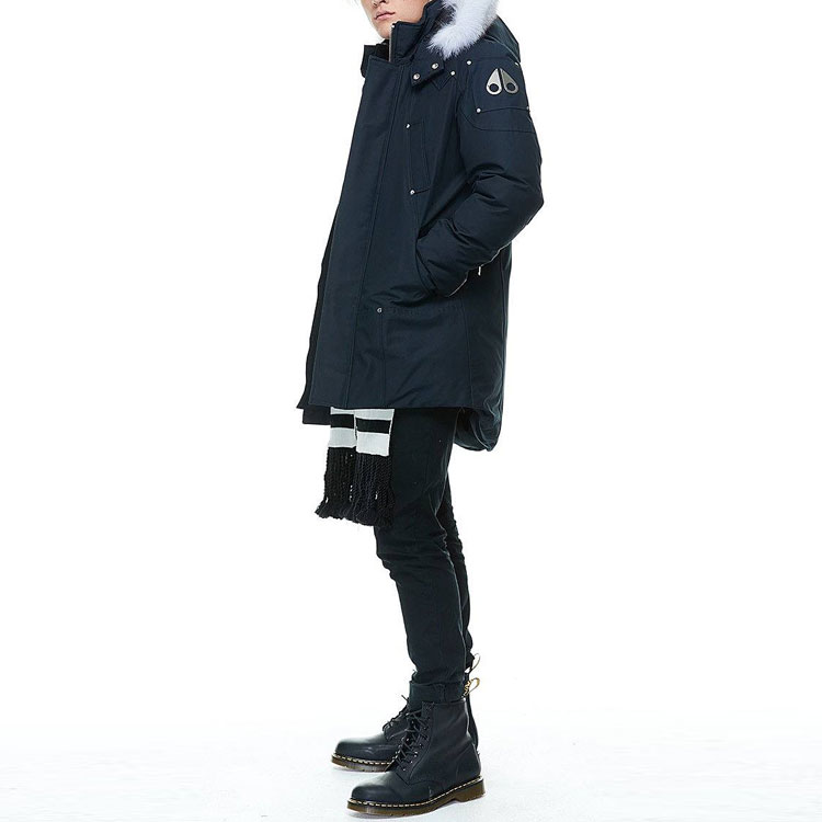 Purchase 무스 너클스 FW21 스털링 블루 다운 파카 화이트 퍼 트림 후드 유니섹스. MK4661MP-401