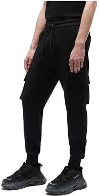 Moose Knuckles FW22 黑色多口袋抽绳休闲裤. M32MR763 Buy Moose Knuckles FW22 黑色多口袋抽绳休闲裤. M32MR763