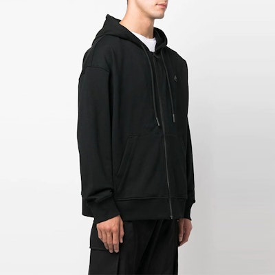 Moose Knuckles FW22 Hoodie Hitam Logo Solid Unisex. M32MS652-292 Shop Moose Knuckles FW22 Hoodie Hitam Logo Solid Unisex. M32MS652-292