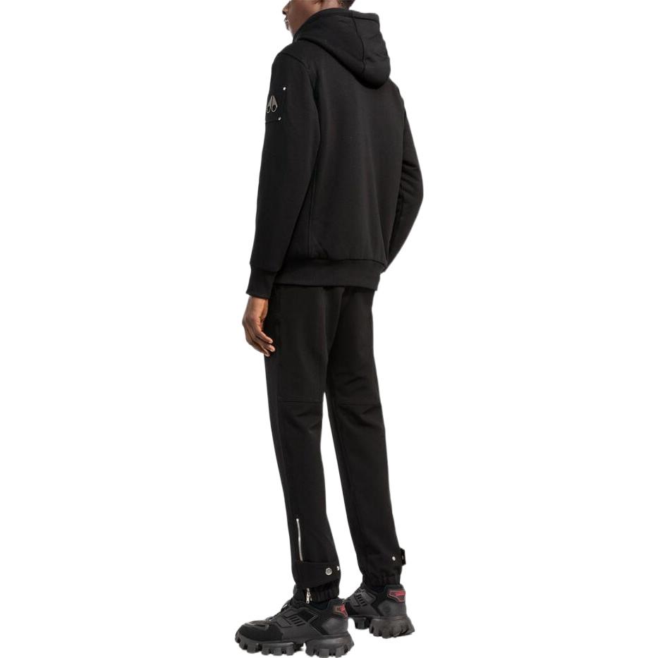Shop Moose Knuckles FW22经典款黑色男女连帽拉链外套夹克. M32MS600244