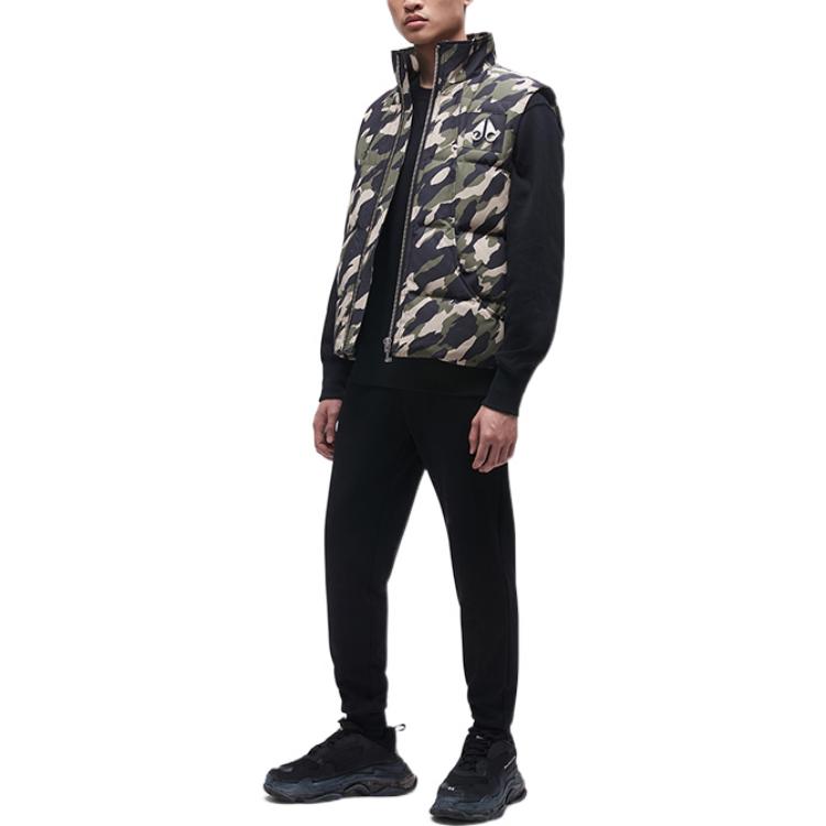 Lookbook Moose Knuckles FW22 蒙特利尔军绿色迷彩羽绒背心. M32MV474H