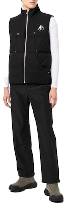 Moose Knuckles 2022秋冬蒙特利尔男女同款黑色羽绒马甲 - 轻便保暖。 M32MV474292 Lookbook Moose Knuckles 2022秋冬蒙特利尔男女同款黑色羽绒马甲 - 轻便保暖。 M32MV474292