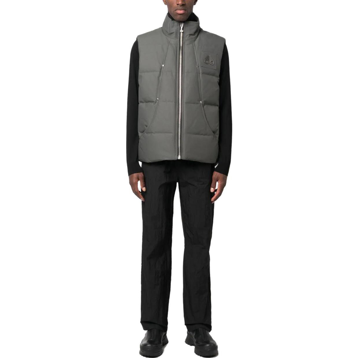 Lookbook Moose Knuckles FW22 蒙特利尔男女同款羽绒马甲 深绿色 M32MV4741-185