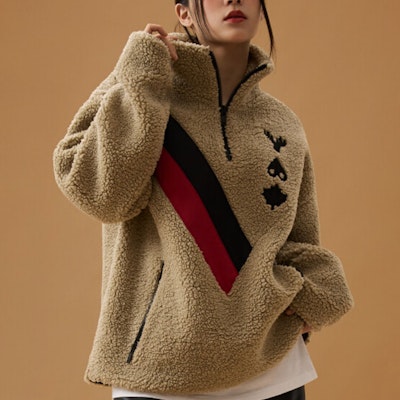 Sudadera Unisex Moose Knuckles Hockey Logo Raya Beige Gris Fleece. M31MS638BO Shop Sudadera Unisex Moose Knuckles Hockey Logo Raya Beige Gris Fleece. M31MS638BO