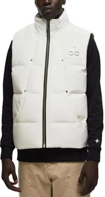 Moose Knuckles Logo无袖拉链羽绒马甲 男女同款 - 米色. M32MV474-891 Lookbook Moose Knuckles Logo无袖拉链羽绒马甲 男女同款 - 米色. M32MV474-891