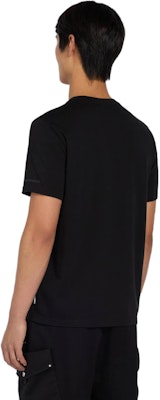 Camiseta Negra de Manga Corta Moose Knuckles SS25 Logo Crewneck. M15MT760292 Details for Camiseta Negra de Manga Corta Moose Knuckles SS25 Logo Crewneck. M15MT760292