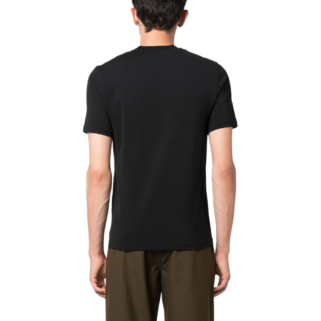 Shop MOSCHINO Kaos Hitam Crewneck dengan Cetak Logo Depan. A0719-7041-0555