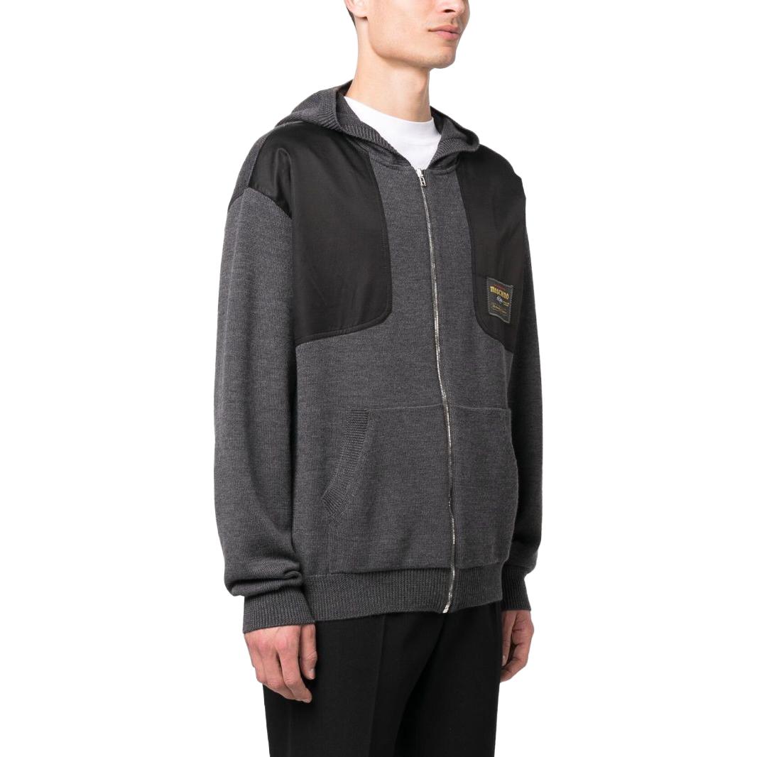 Purchase モスキーノ ジッパーロゴ フーディージャケット ダークグレー. A0920-5202-0509