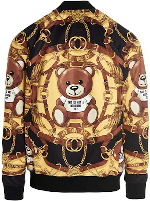 Moschino FW21 Teddy Bear Printed Yellow Jacket Men’s Fashion Outerwear J1705-5229-1555 Lookbook Moschino FW21 Teddy Bear Printed Yellow Jacket Men’s Fashion Outerwear J1705-5229-1555