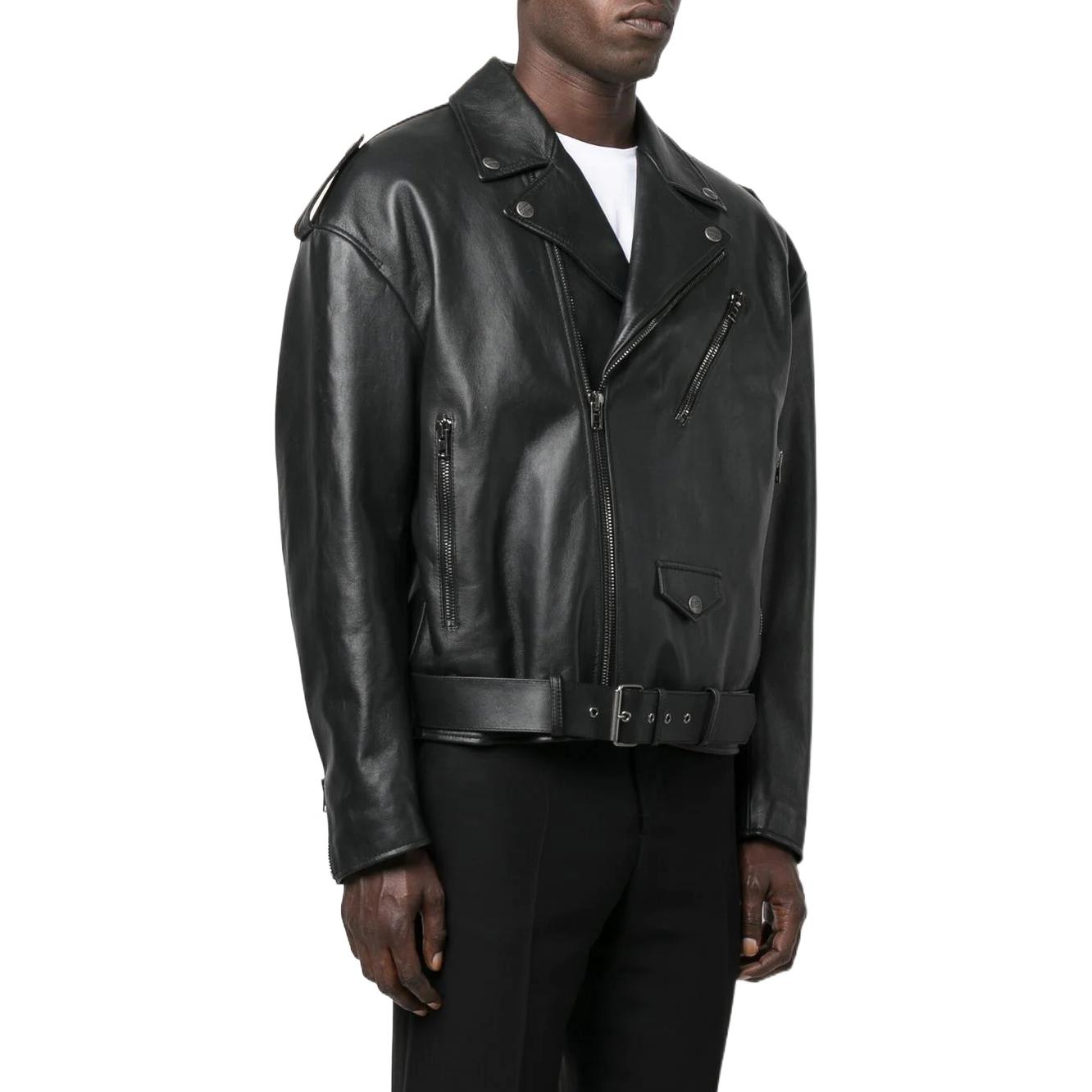 Purchase MOSCHINO FW22 黑色字母印花拉链口袋皮夹克. J3704-7070-1555