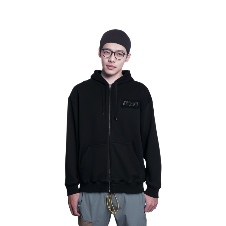Details for MOSCHINO FW22 男士黑色拉鍊連帽衫 Logo 印花款式。 A1722-5228-1555