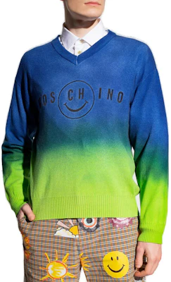 Moschino 漸層字母笑臉標誌V領多色衛衣 J0922-2003-1419 Lookbook Moschino 漸層字母笑臉標誌V領多色衛衣 J0922-2003-1419