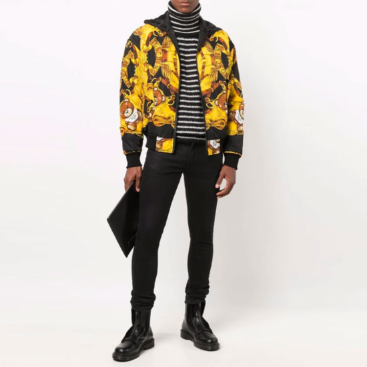 Lookbook モスキーノ ロゴ テディベア プリント リバーシブル フーディ ジャケット ブラック J0634-5250-3555