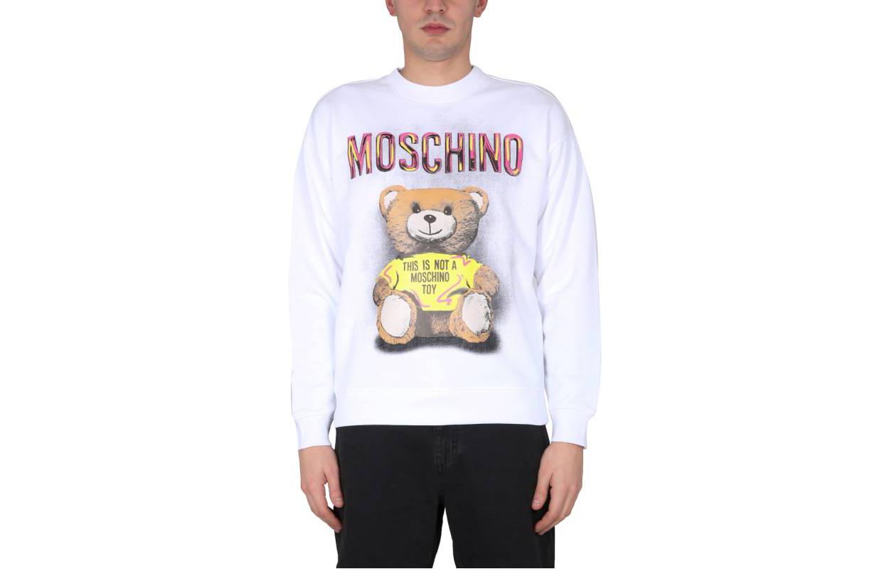 Order MOSCHINO SS23 Sweatshirt Putih Crewneck dengan Rekaan Huruf Grafik. V1732-0228-1001