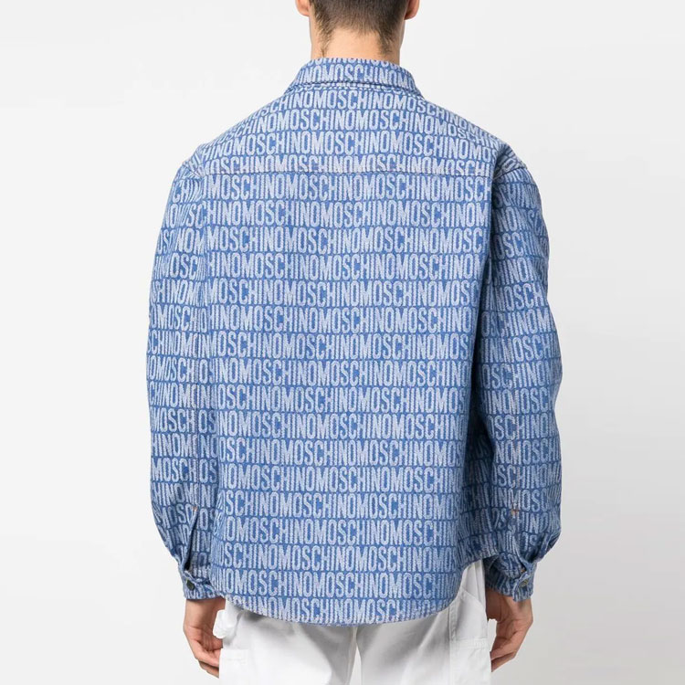 Shop 모스키노 SS23 레터 로고 프린트 긴팔 셔츠 인디고 블루. A0201-2623-1299
