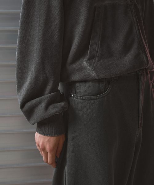 Sizing MUSINSA STANDARD【Champion 聯名】成衣染色弧形牛仔褲（炭灰色） MMFNP9C09-CG