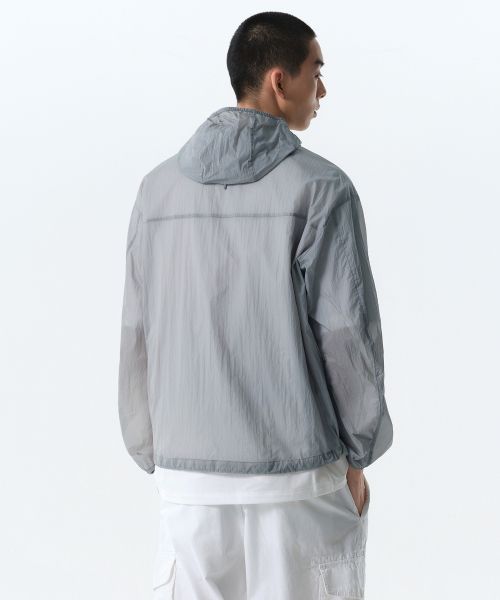 Lookbook MUSINSA STANDARD [City Leisure] Lightweight Packable Windbreaker Jacket [Light Grey] MMDJJ5Z81-LG