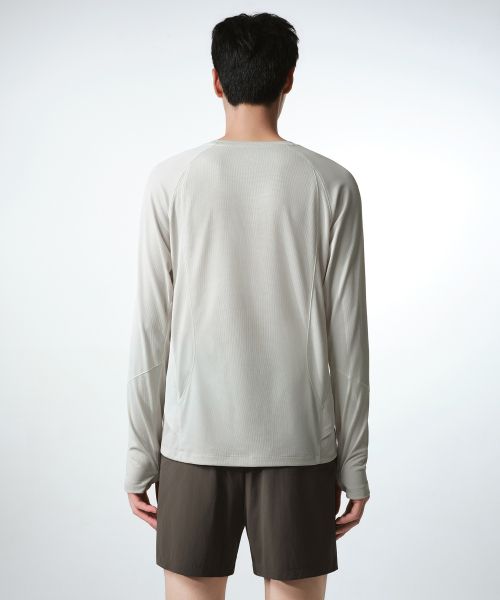 Lookbook Musinsa Standard [City Leisure] Trail Long-Sleeve T-Shirt [Stone White] MMFTL9D34-SW