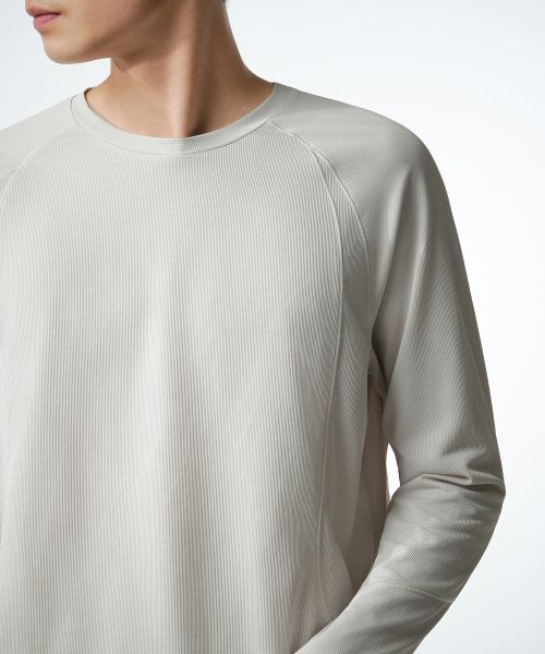 Purchase Musinsa Standard [City Leisure] Trail Long-Sleeve T-Shirt [Stone White] MMFTL9D34-SW