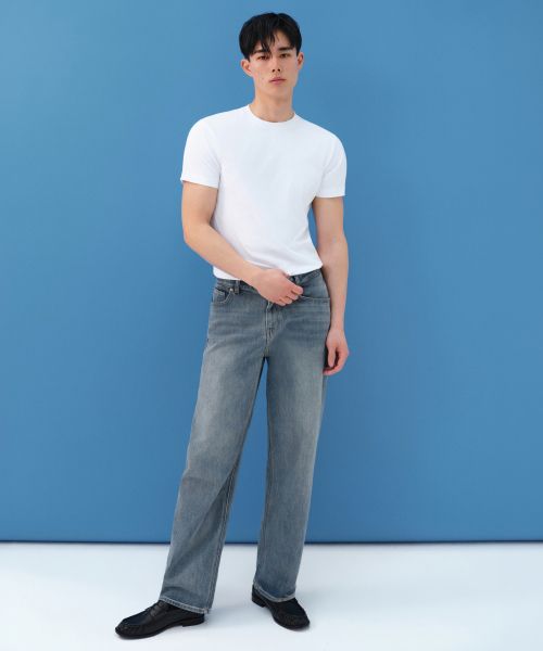 Lookbook MUSINSA STANDARD [清凉标准] 常规版型牛仔裤 [浅靛蓝] MMCNP5Z10-LI