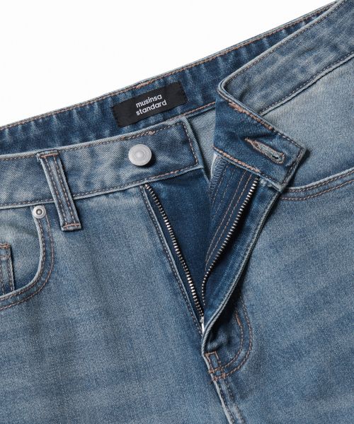 Purchase MUSINSA STANDARD [清凉标准] 常规版型牛仔裤 [浅靛蓝] MMCNP5Z10-LI