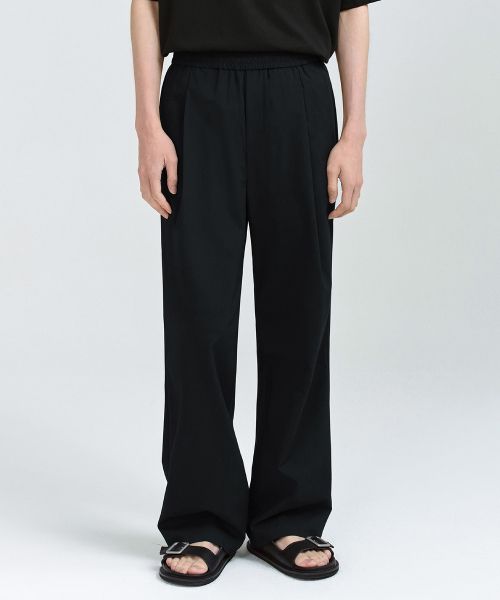 MUSINSA STANDARD [Coolstandard] One-Tuck Wide Banding Slacks [Black] MMCPL5Z10-BK