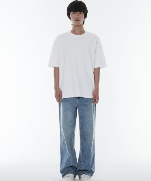 Lookbook MUSINSA STANDARD [CoolStandard] 宽松版圆领珠地网眼白色T恤 MMCTS6Z07-WH