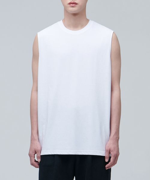 Lookbook MUSINSA STANDARD [CoolStandard] Relaxed Sleeveless Top [White] MMBTS6Z12-WH