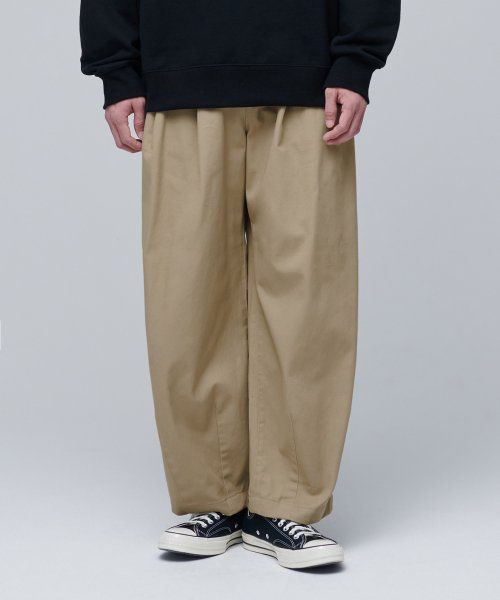 Musinsa Standard Cotton Wide Balloon Pants [Beige] MMAPC9Z07-BE