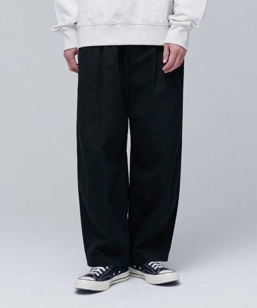 Musinsa Standard Cotton Wide Balloon Pants [Black] MMAPC9Z07-BK