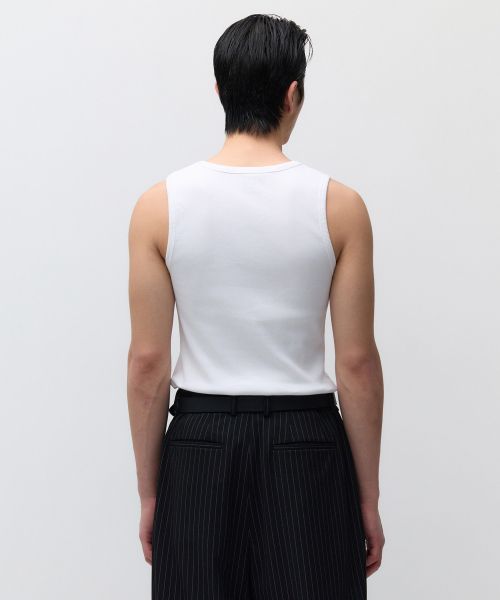 Lookbook MUSINSA STANDARD Essential Tank Top [White] MMDTE7Z01-WH