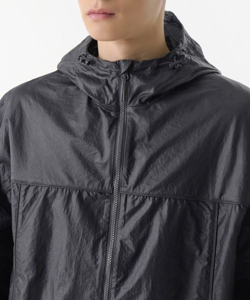 Lookbook MUSINSA STANDARD Glossy Crease Windbreaker Jacket [Gray] MMEJJ2Z12-GR