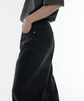 Lookbook MUSINSA STANDARD 寬鬆直筒牛仔褲【水洗黑】 MMCNP0Z19-WC