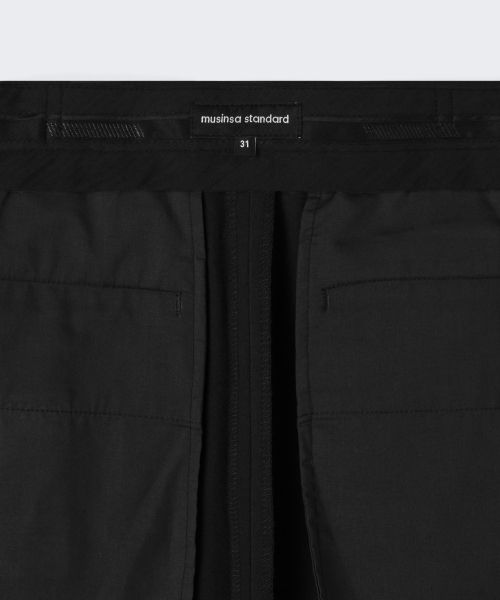 Sizing MUSINSA STANDARD 新款寬版隱藏式鬆緊腰西裝褲【黑色】 MMFPL9D43-BK