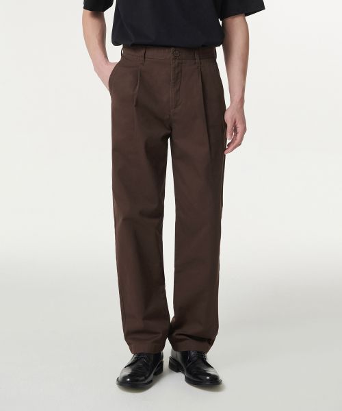 Musinsa Standard One Tuck Regular Fit Chino Pants [Baroque Brown] MMAPC9Z06-QB